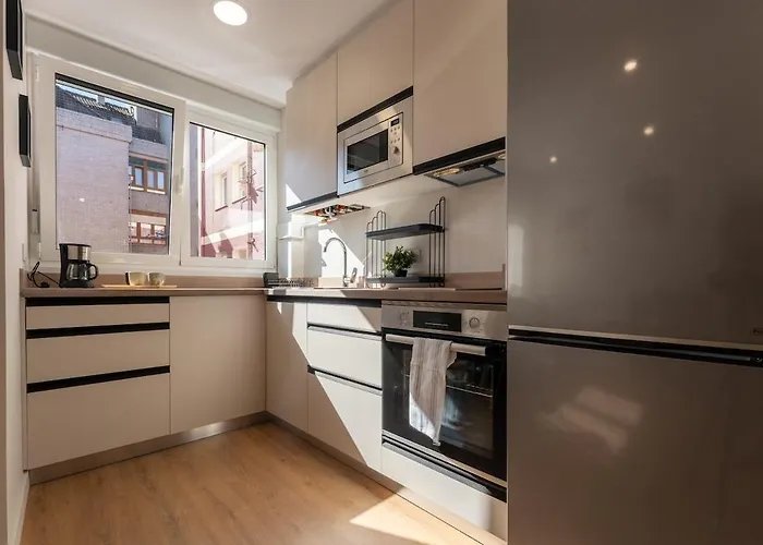 La Calzada By Urbanhosting Apartment Santander