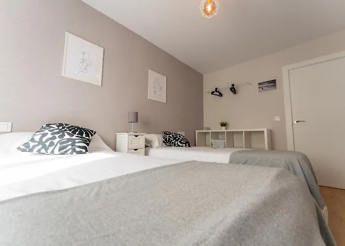 La Calzada By Urbanhosting Apartment Santander